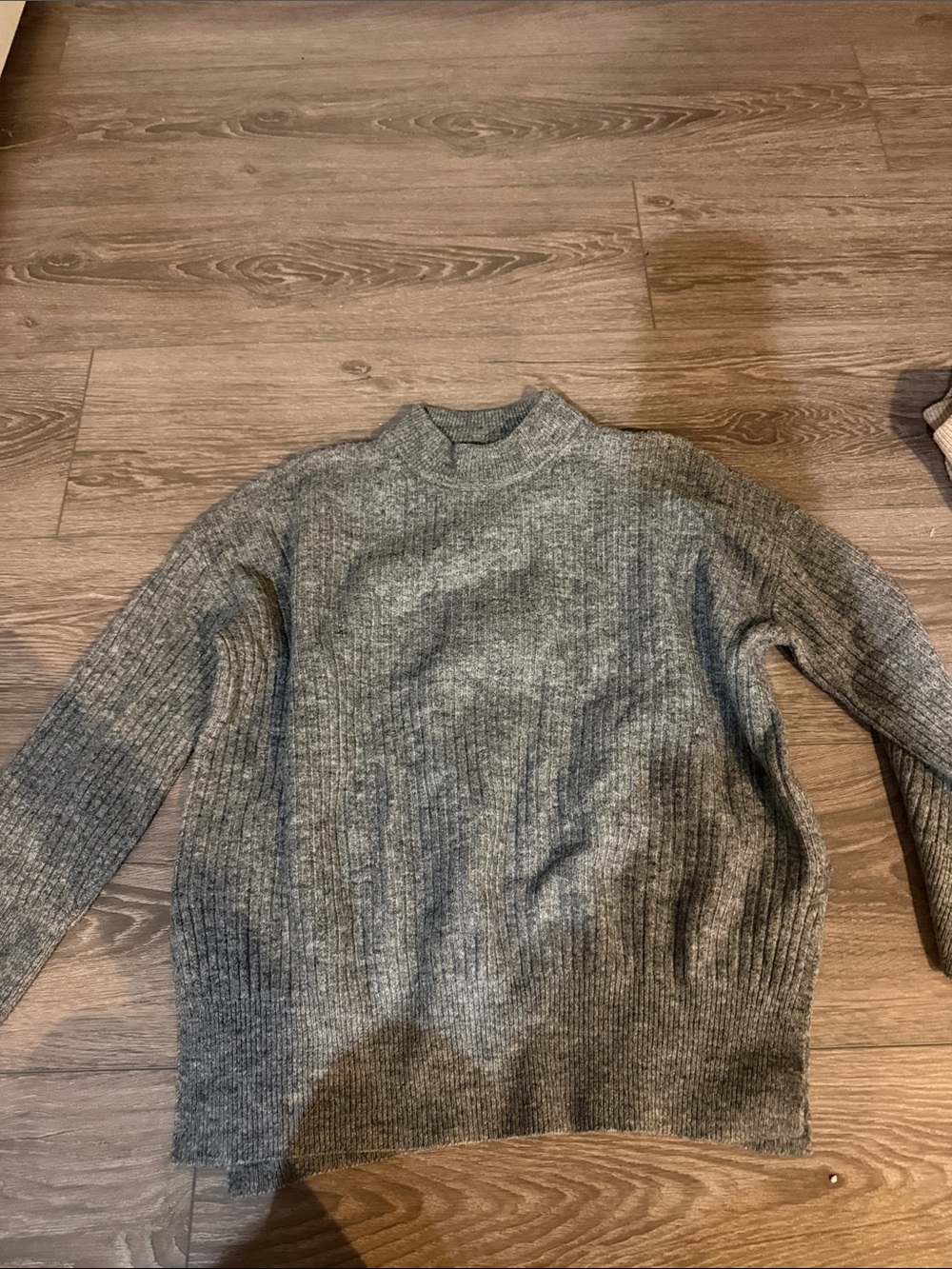 H&M Women's Grey Ribbed Turtleneck Sweater